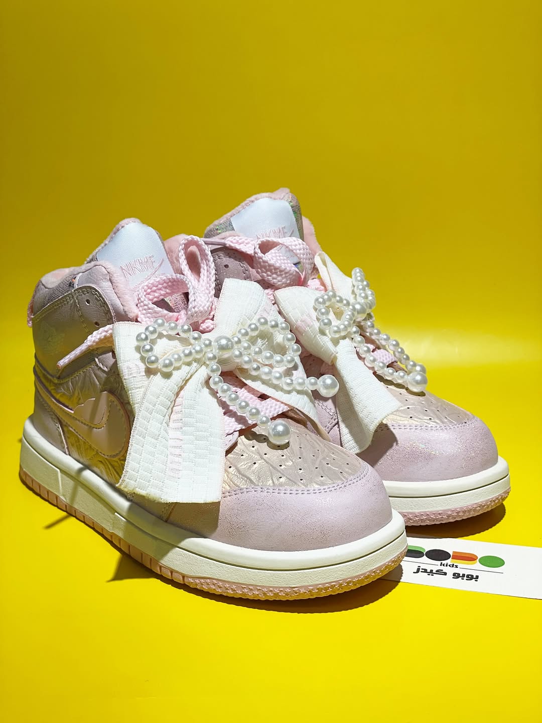 کفش‌های پرنسسی با جزئیات مرواریدی کد128