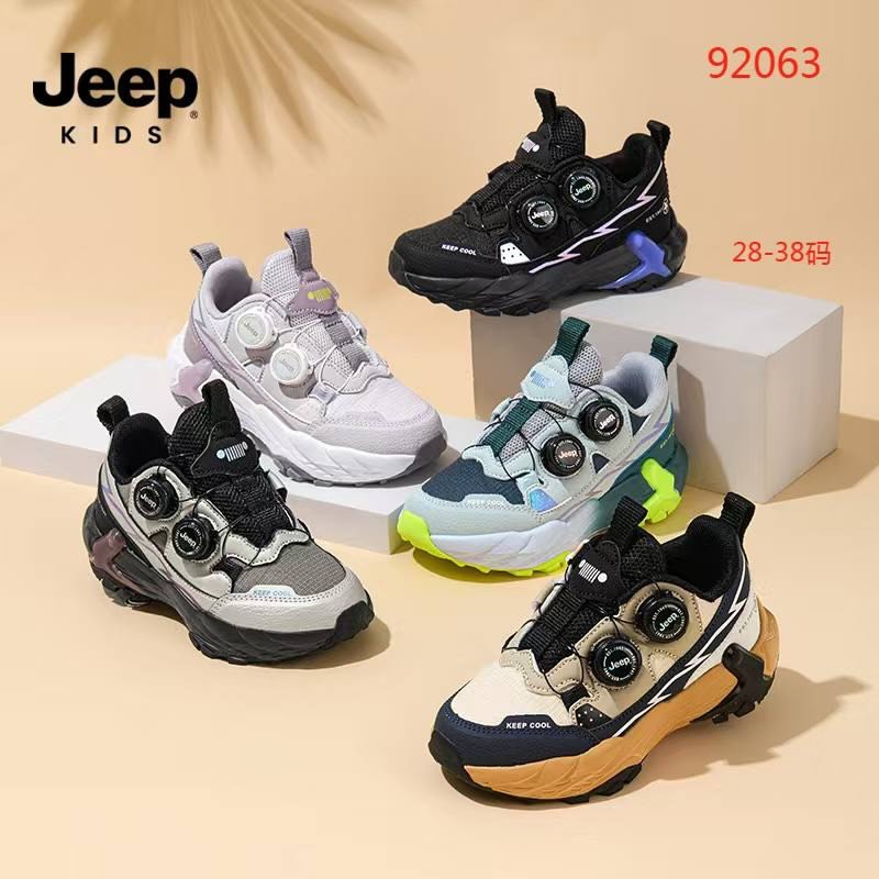 کفش برند Jeep اورجینال سایز ۳۱-۳۸